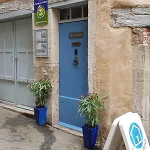 Couette-café La Porte Bleue Saint-Antonin